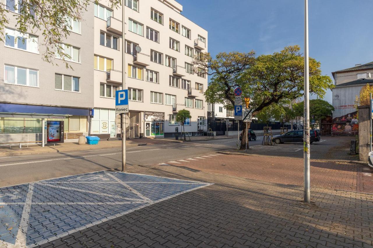 Piekna 2-Bedroom Apartment Warszawa Exteriör bild