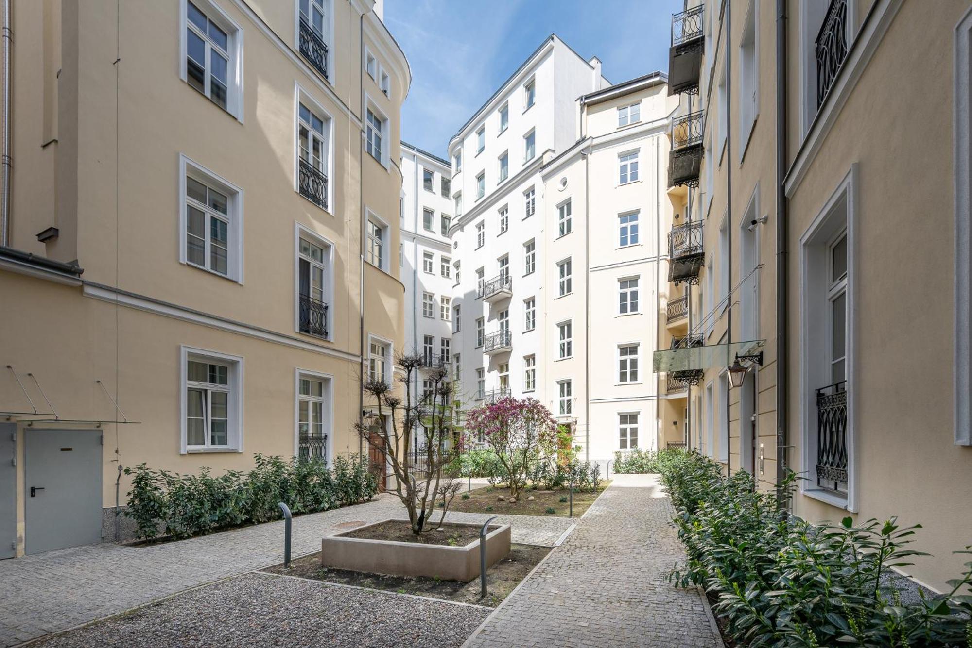 Piekna 2-Bedroom Apartment Warszawa Exteriör bild
